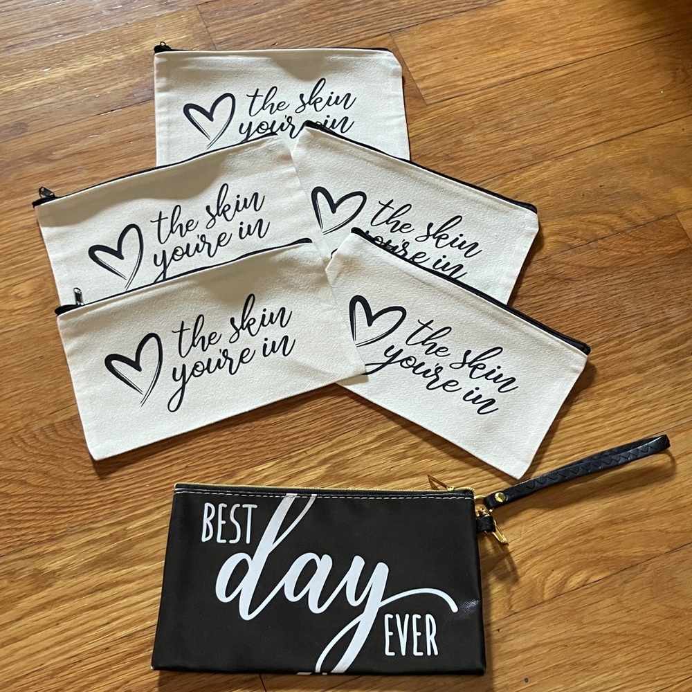 THE skin you’re in set of 5 Pouches Set plus 1